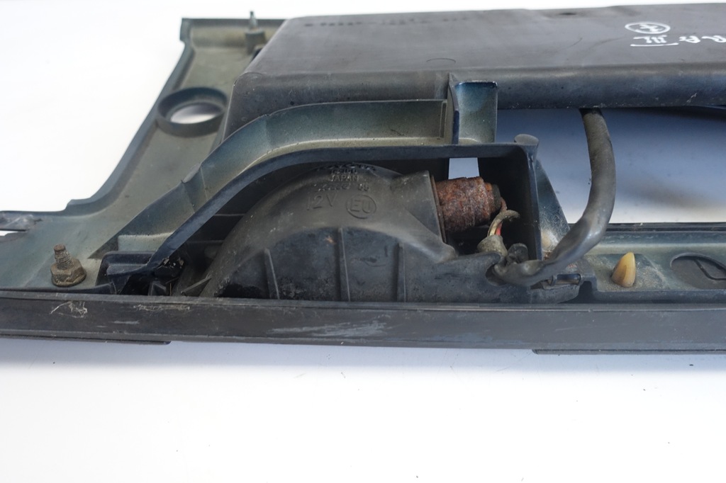 фото №5, Toyota supra iii накладка задний крышки задняя багажника