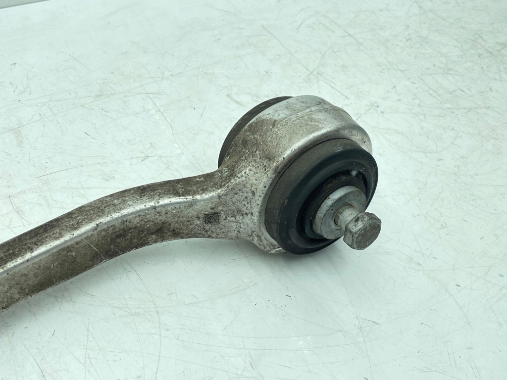 фото №3, Mercedes-benz sl amg r231 2013 нижний рычаг передний