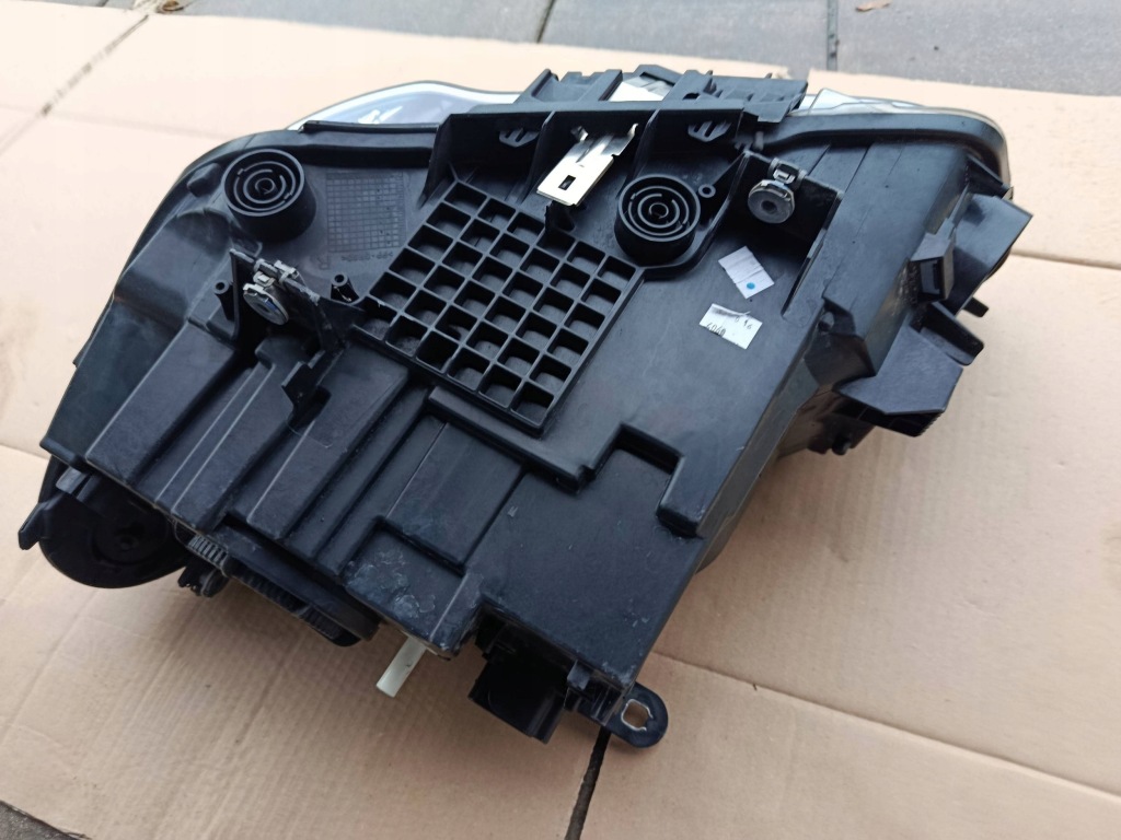 Фара фара правий права перед звичайна європа bmw x1 f48 7346534 Київ