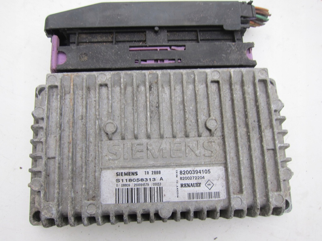 фото №1, Бортовой компьютер s118058313a 8200394105 8200272204 renault