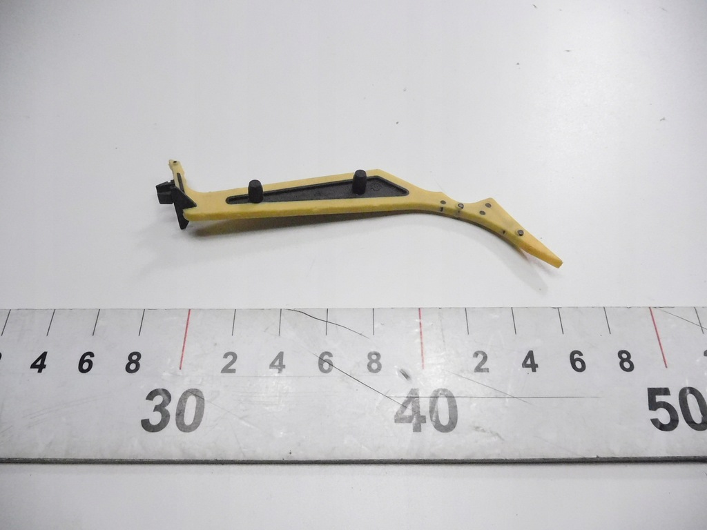 фото №10, Обшивка глушильна renault clio iii оригінальний номер 8200325358