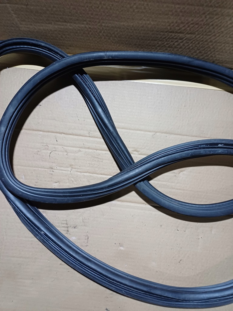 фото №7, Ford kuga mk2 прокладка кузовна кришки багажника