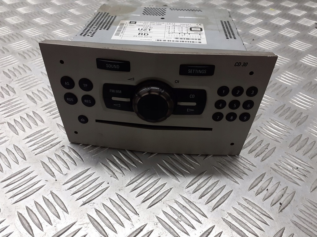 фото №1, Радио заводской opel corsa d 13357131 cd30