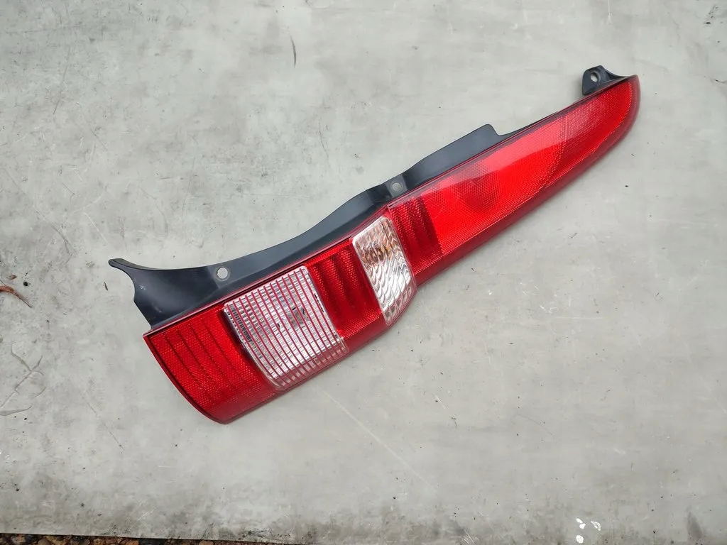 фото №1, Лампа задняя задняя правая fiat panda ii 2008 51763006