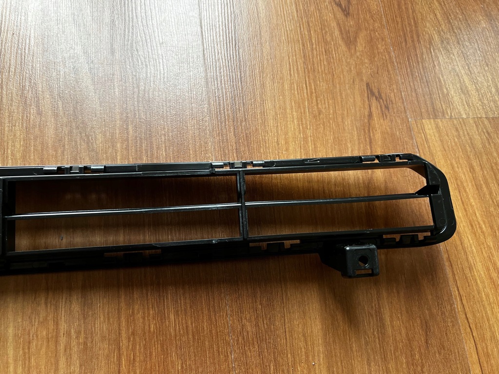 фото №9, Jeep avenger 2022-25 решітка середня передня бампер nowa оригінал