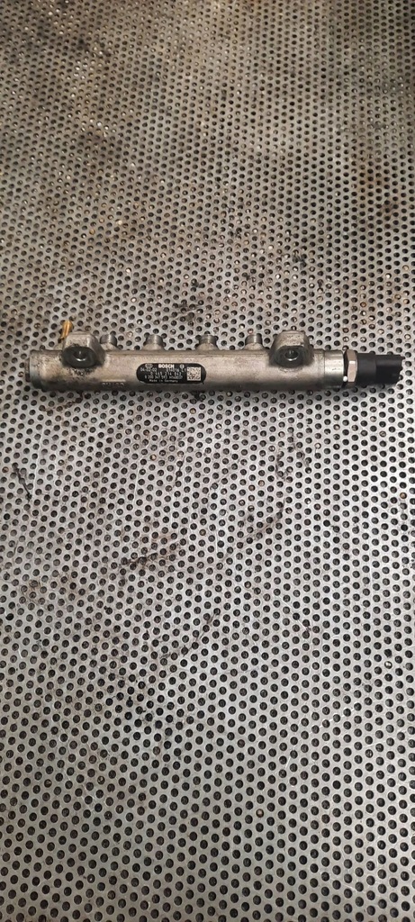 фото №1, Молдинг впрыскная 0445214042 renault master