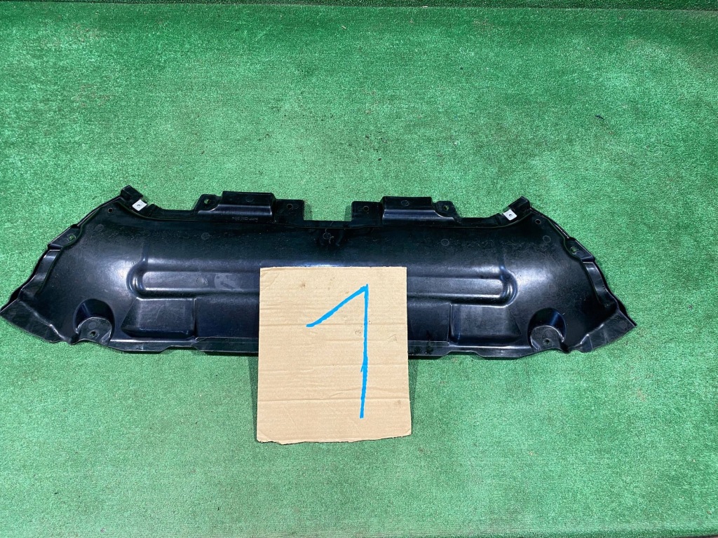 Mercedes glc w253 amg плита накладка под бампер a2535200923 в Украине