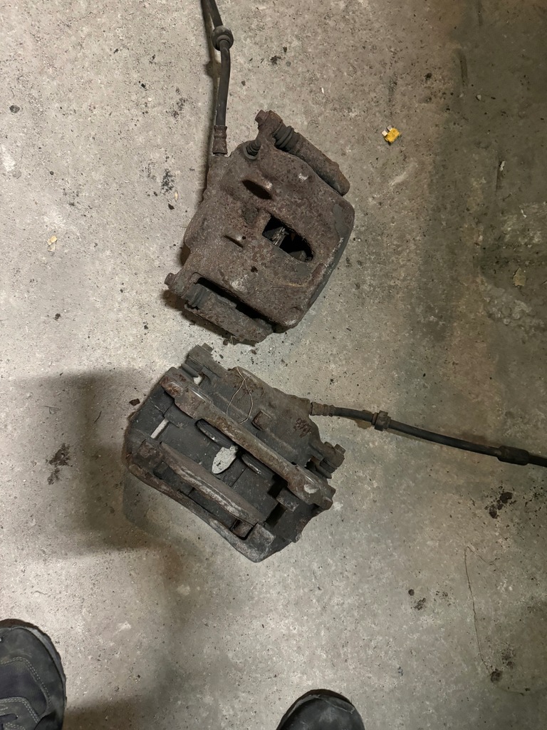 фото №5, Renault trafic ii opel vivaro a 1,9 суппорт тормоза левый/правый 2004 2005