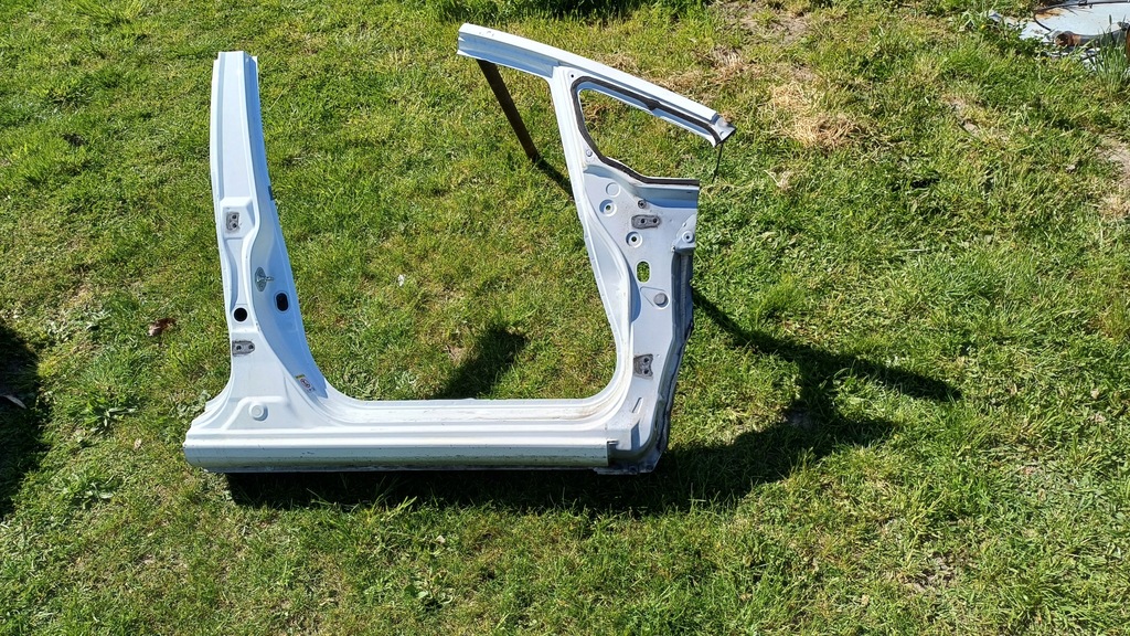 фото №1, Honda jazz iii 08-15 блок двигателя порог правый