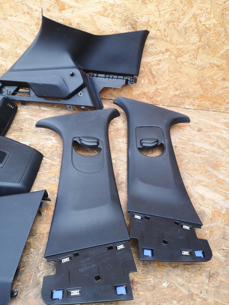 фото №9, Renault clio v потолок стойки hb czarna