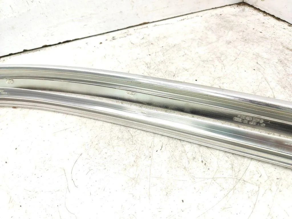 фото №8, Молдинг дахова ліва audi a8 d2 4d2, 4d8 4d0853704b 3.3l дизель 2002