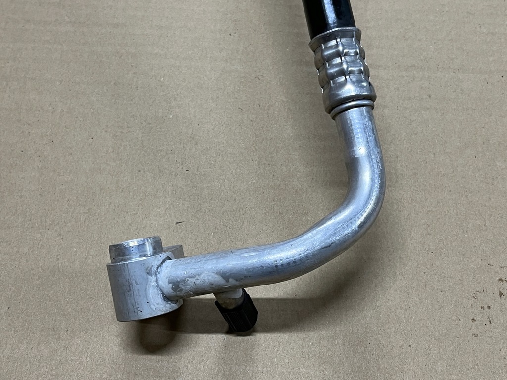 фото №8, Fiesta mk7 lift 1.0 eco шланг трубка кондиціонера c1b1-19f618-jb