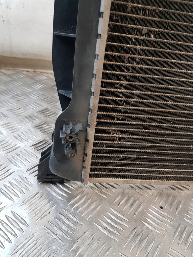 фото №14, Радиатор wody 8e0121251a audi a4 b6 2.0b