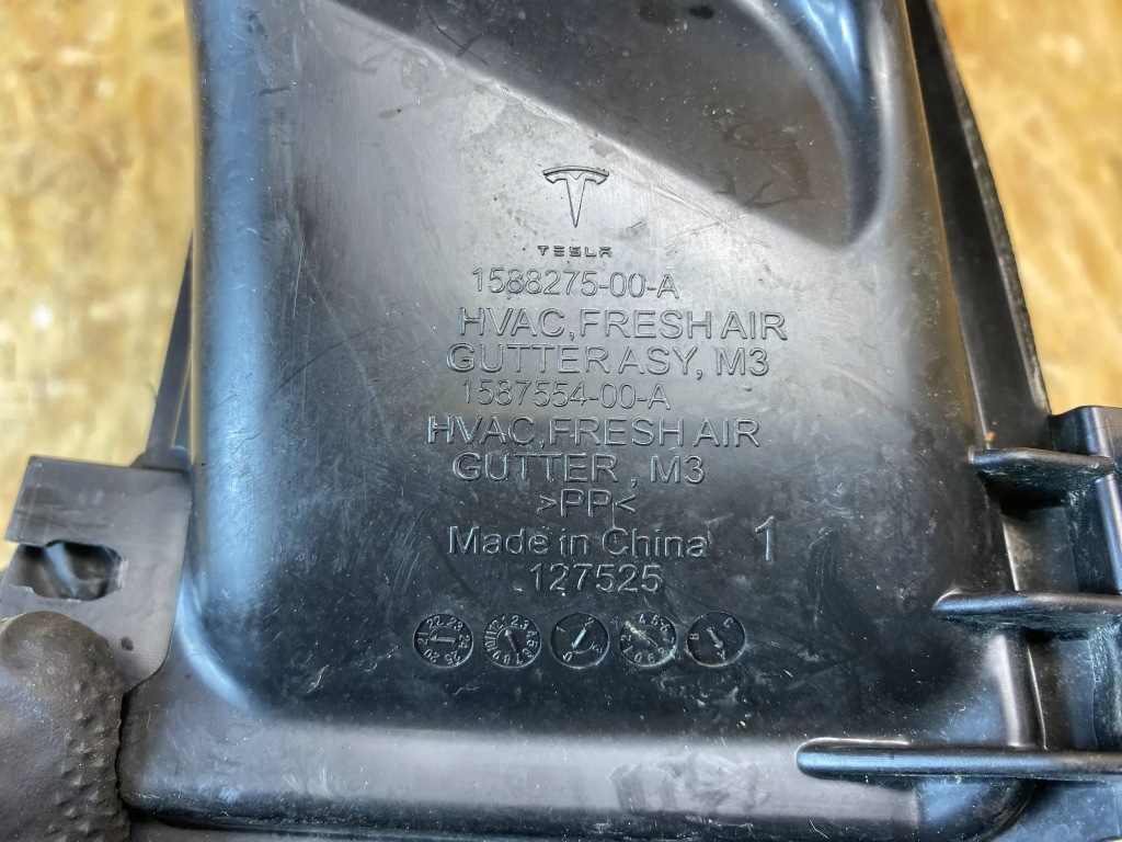 фото №10, Впуск канал повітропровід повітря tesla model 3 1588275-00-a 2017-