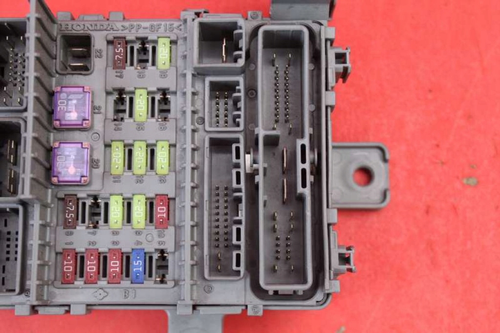 фото №5, Коробка предохранителей bsi tl0-g113 honda accord 8 viii 2.2 i-dtec 150 km