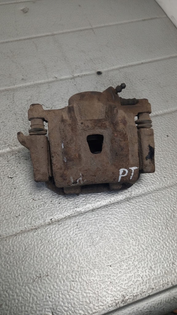 фото №1, Суппорт правый задняя toyota previa 01r