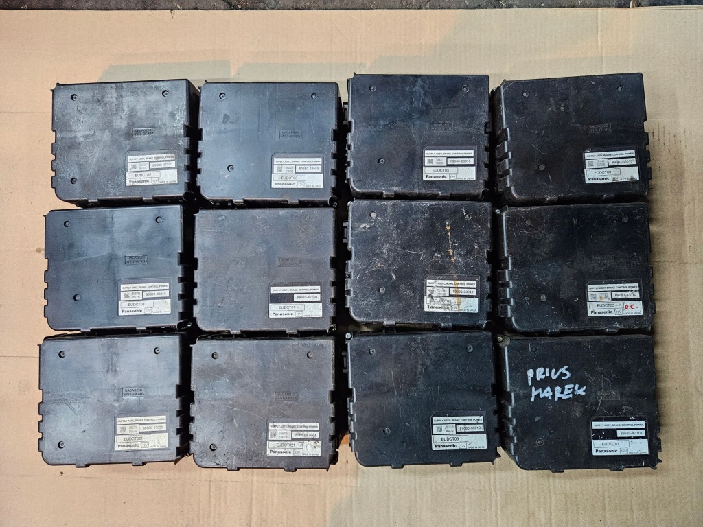 фото №1, Toyota prius 03-09 бортовий комп'ютер блок керування 89680-33010