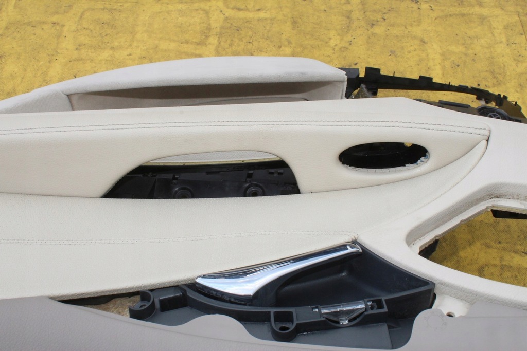 фото №5, Обшивка двері правий задня mercedes w211 nappa