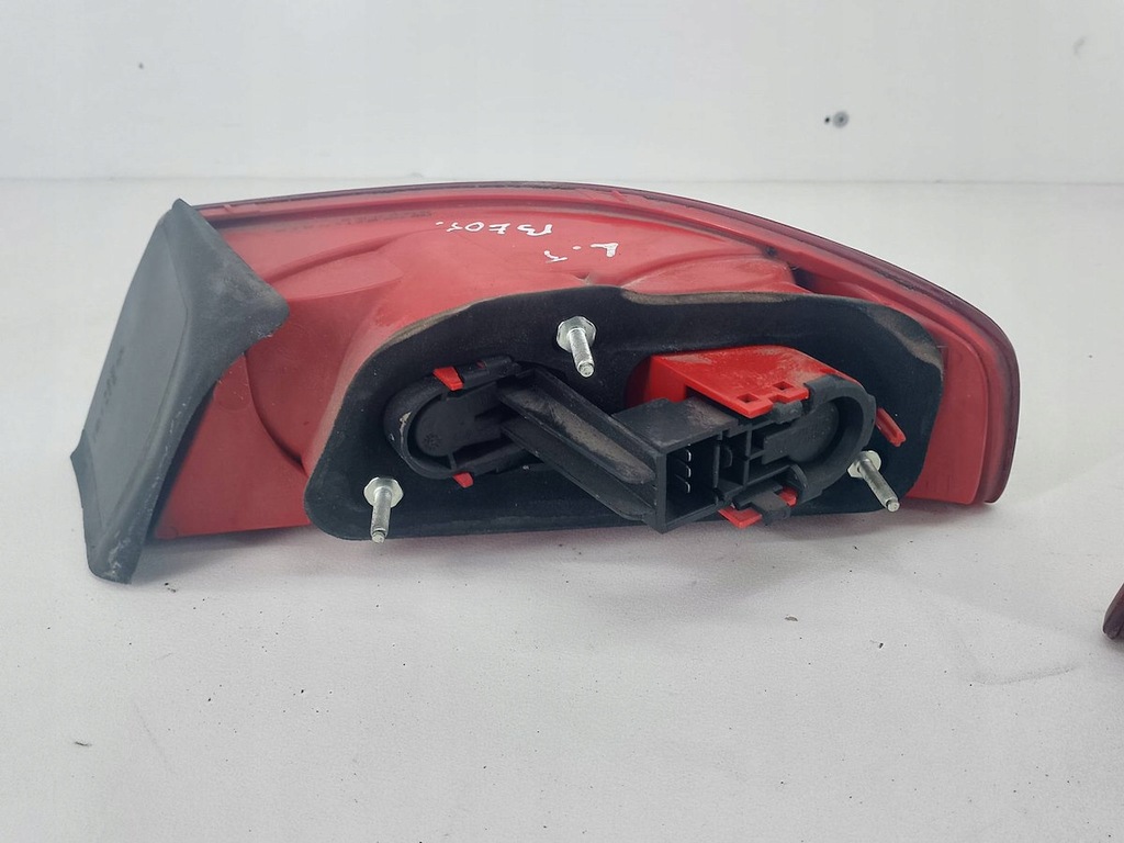 фото №8, Лампи задня комплект alfa romeo 159 f939532802 sedan