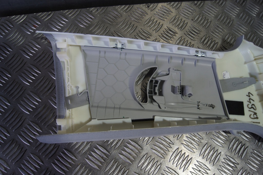 фото №8, Обшивка стойка b правая сторона audi q7 4m0867244