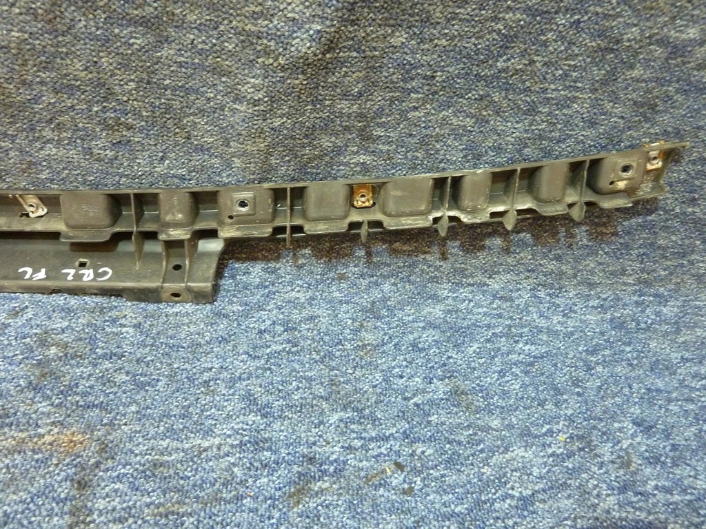 фото №9, Направляющая бампера fiat croma 2 ii lift задний средний