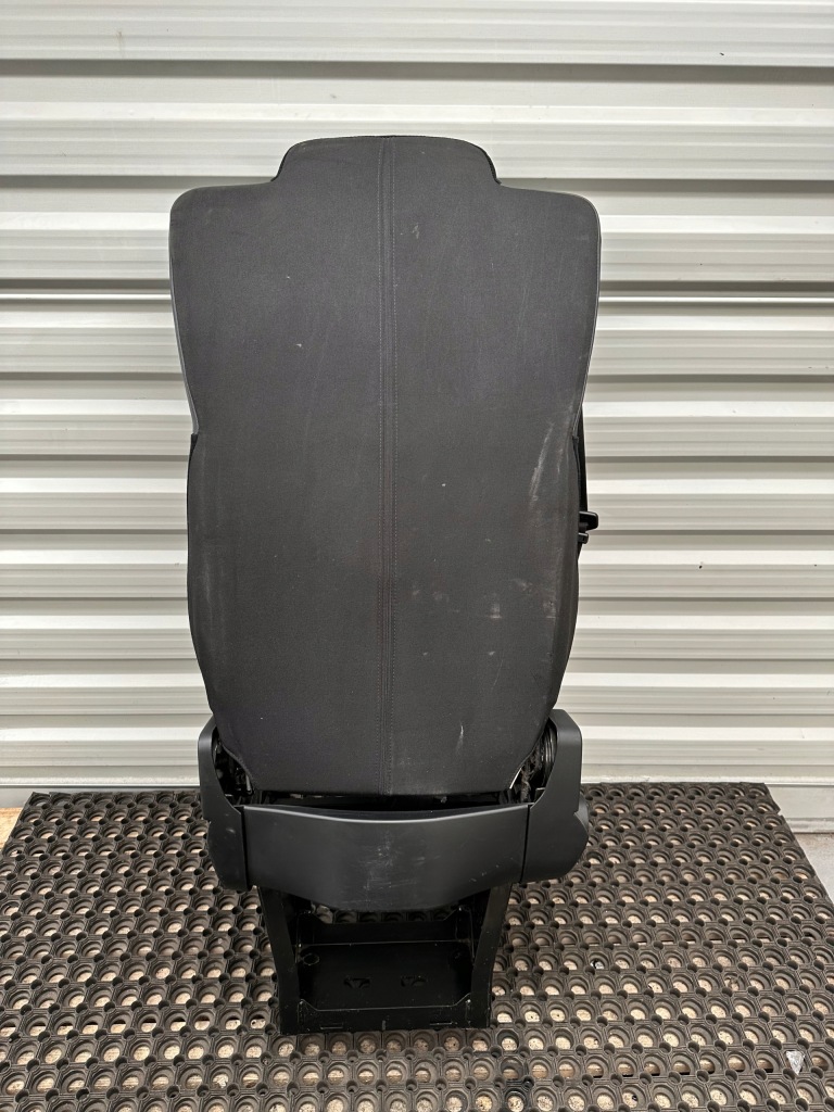 фото №3, Mercedes actros mp4 сиденье пассажира