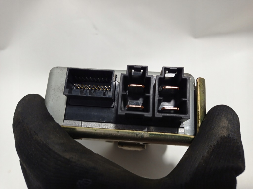 фото №3, Модуль усилителя renault clio ii 8200061924