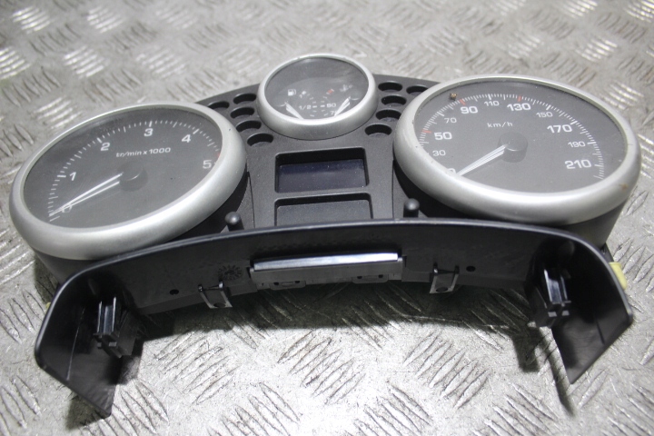 фото №1, Приборы peugeot 207