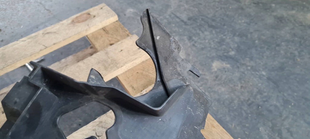 фото №8, A6 c6 lift повітропровід повітря впуск ліва поперечина 3.0 tdi 4f0121283ac