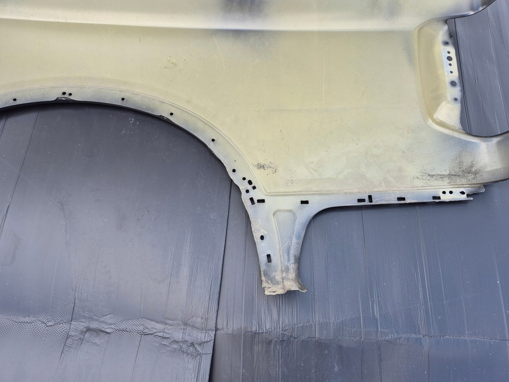 фото №11, Ford ranger vi 22r . крыло правый задняя b002