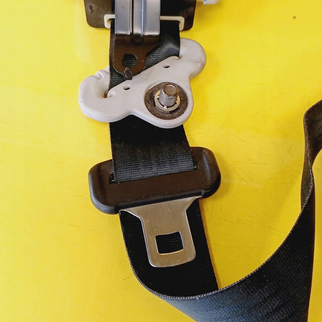 Ремень безопасности левая перед mazda 5 t89334t nr226 Доставка