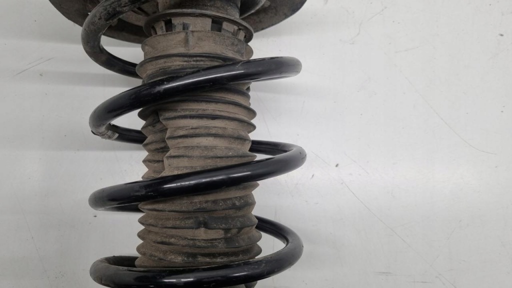 Купить Амортизатор mercedes-benz klasa c coupe 2015 с передний с левый a2123208838