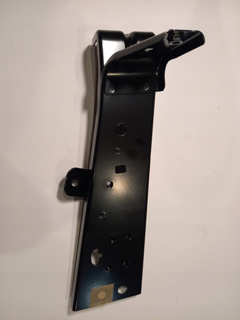 фото №1, Mazda 6 кронштейн кронштейн крила правий перед