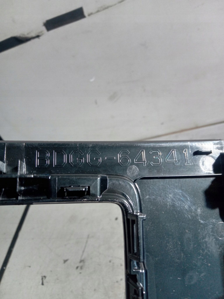 фото №4, Mazda 3 iv bp рамка защита туннель домкрата