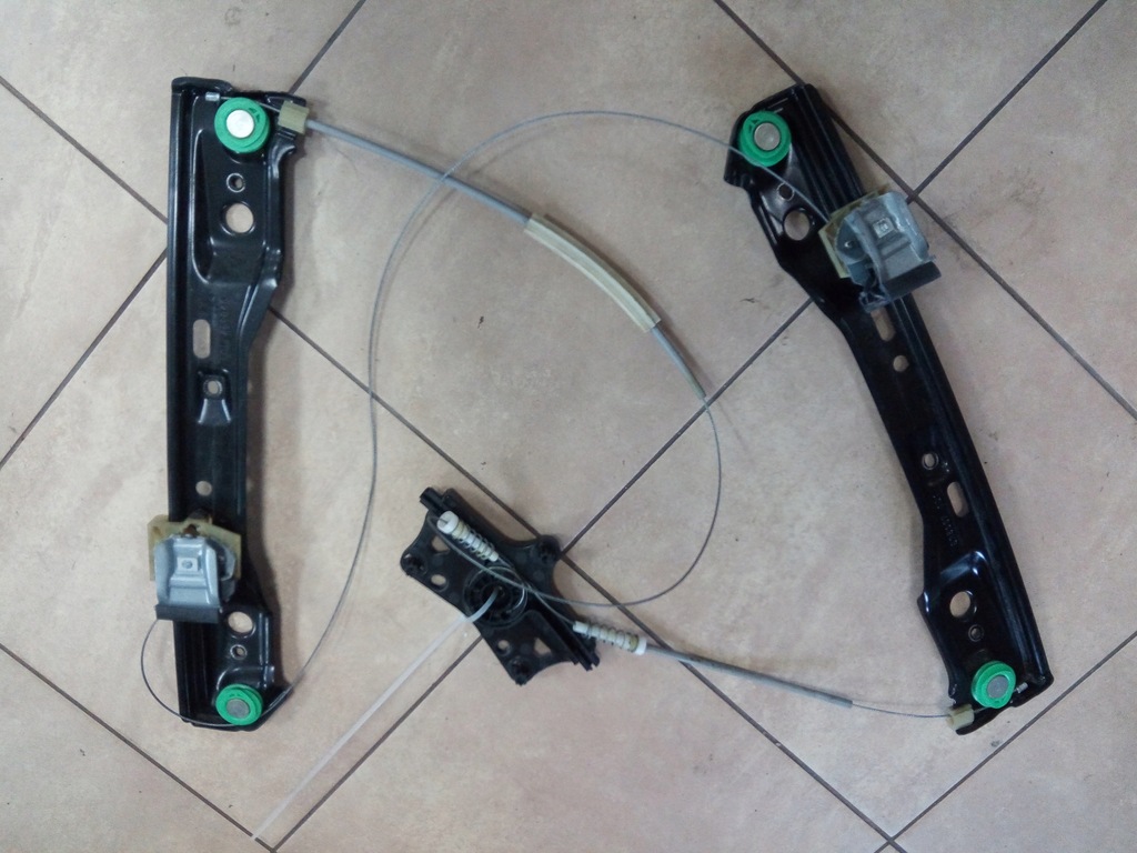 фото №1, Подъемник mercedes a-klasa w176 a176 перед oryg.