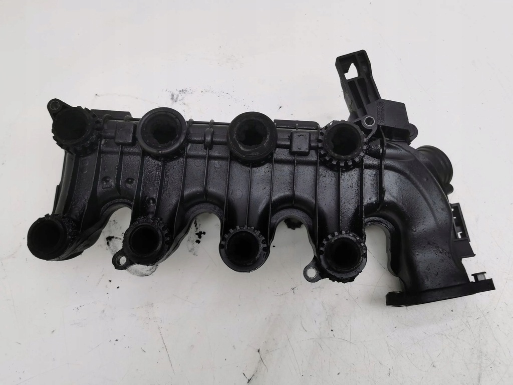 фото №8, Volvo v50 2009 коллектор всасывающий