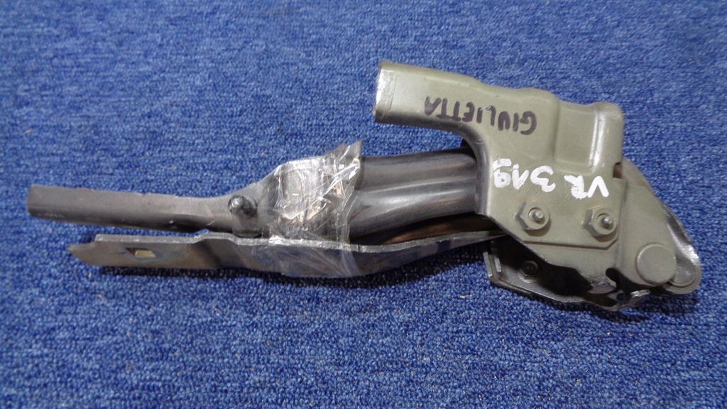 фото №11, Петля петлі капот alfa romeo giulietta різні