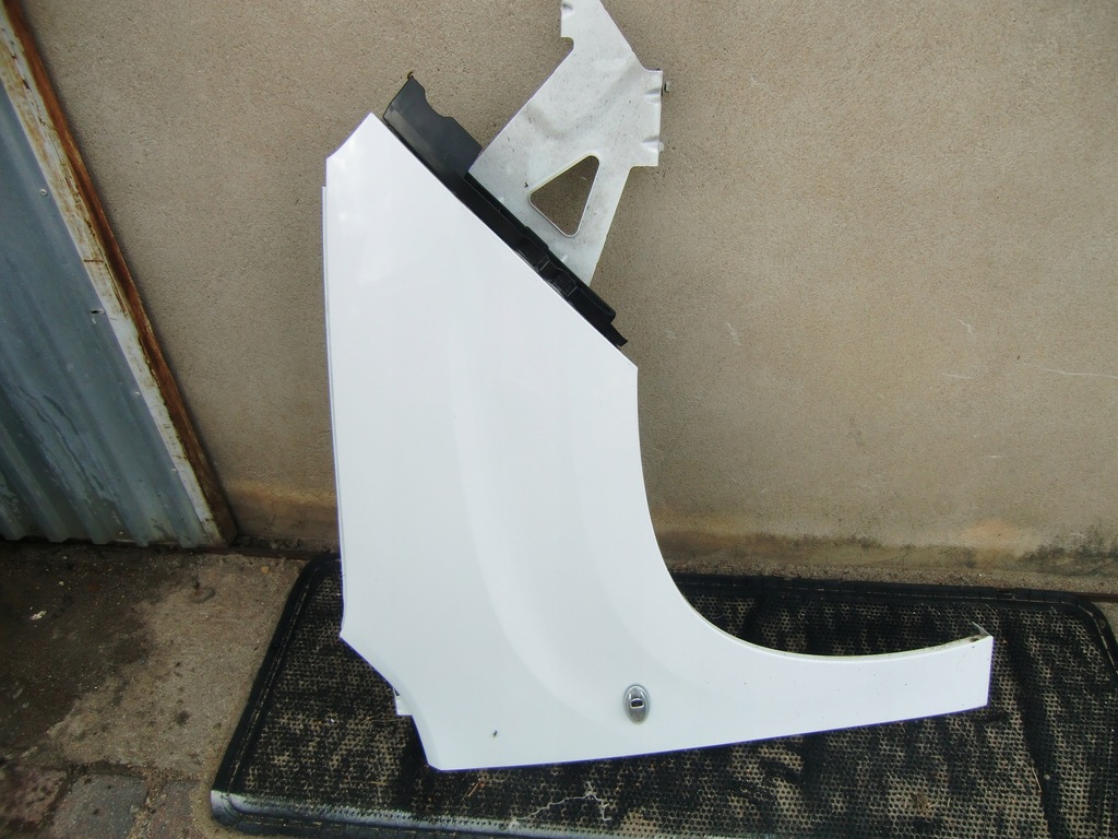 фото №1, Крила правий citroen berlingo partner combo гарний