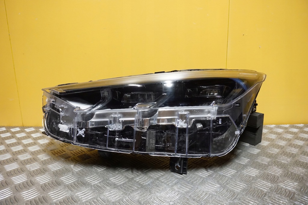 фото №1, Ford mustang mach-e 2021 - фара лампа high full led левая usa