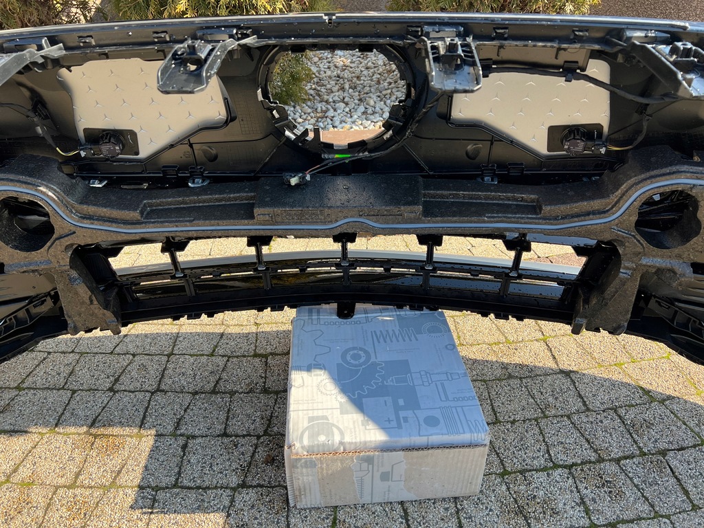 фото №10, Mercedes eqs 297 бампер перед решётка радиатора хром pdc