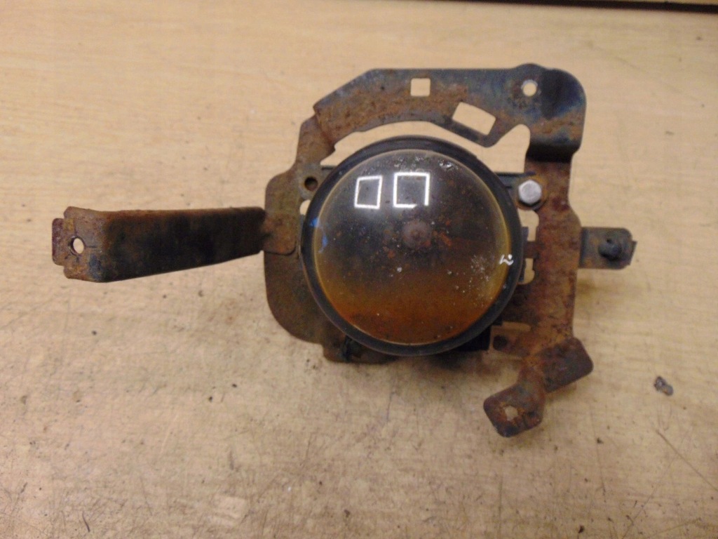 фото №4, Противотуманная фара левый mitsubishi l200