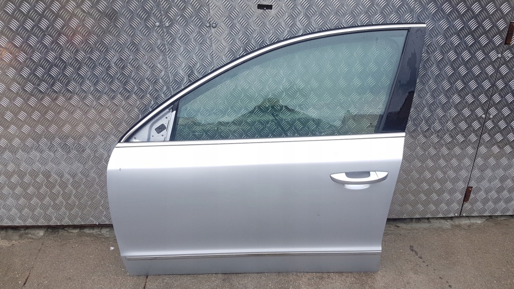 фото №1, Дверь левая передние superb ii 08-15 lak:9156