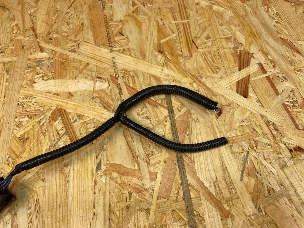 фото №9, Датчик парковки pdc штекер toyota hilux viii 06080-50290 2015-