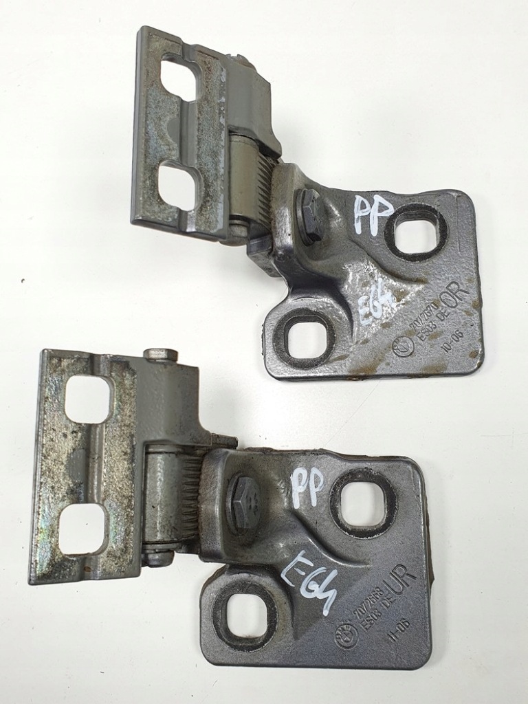 фото №1, Петлі двері праве bmw 6 e63 7072668 пара