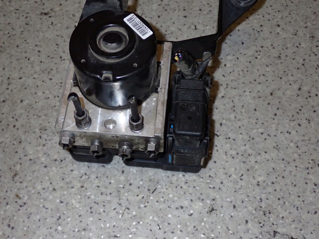 фото №4, Mazda5 mazda 5 05 2.0d rf7 насос abs