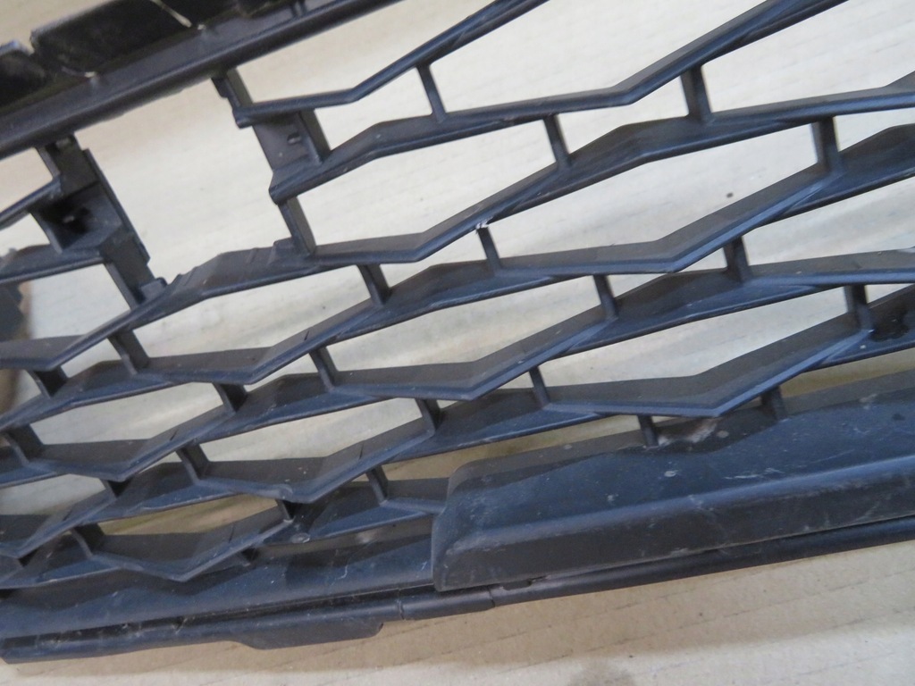 фото №13, Решётка средняя бампера org karoq 57a853677d