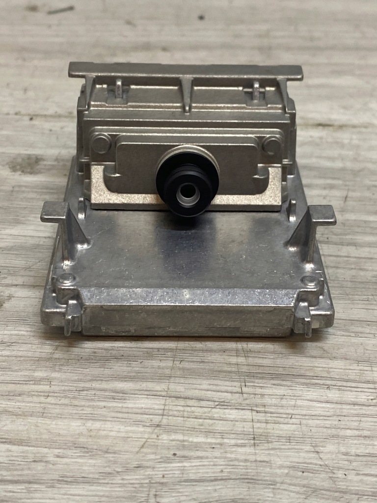 фото №1, Renault clio v камера стекло перед 284629484r