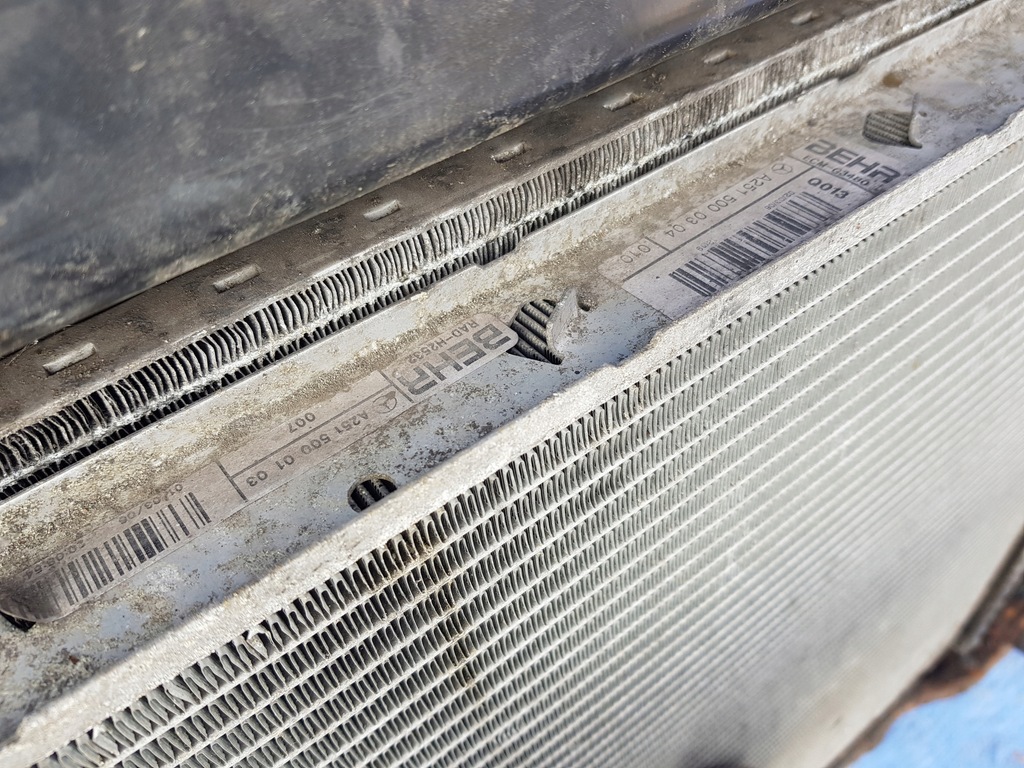 фото №5, Pas передний радиатор mercedes w251 3.0 3.2 cdi