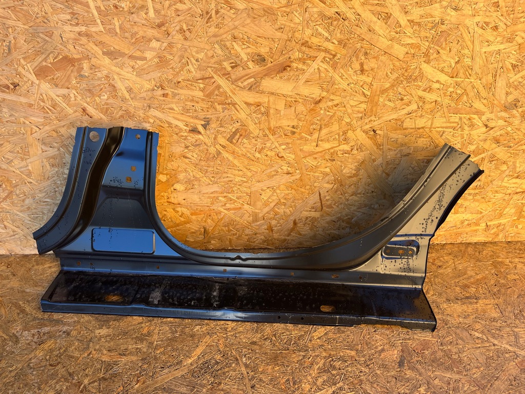 фото №9, Порог порог обшивка правый dacia duster