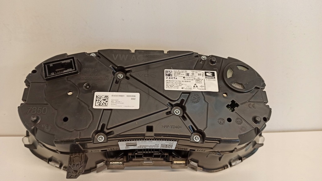 фото №4, Seat ibiza счетчик приборы mph/kmh 6f0920940c rhd